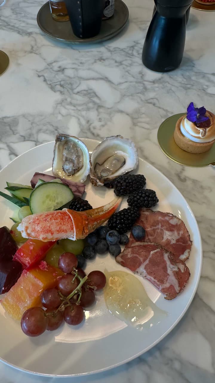 realhaylujan snapchat image archive image