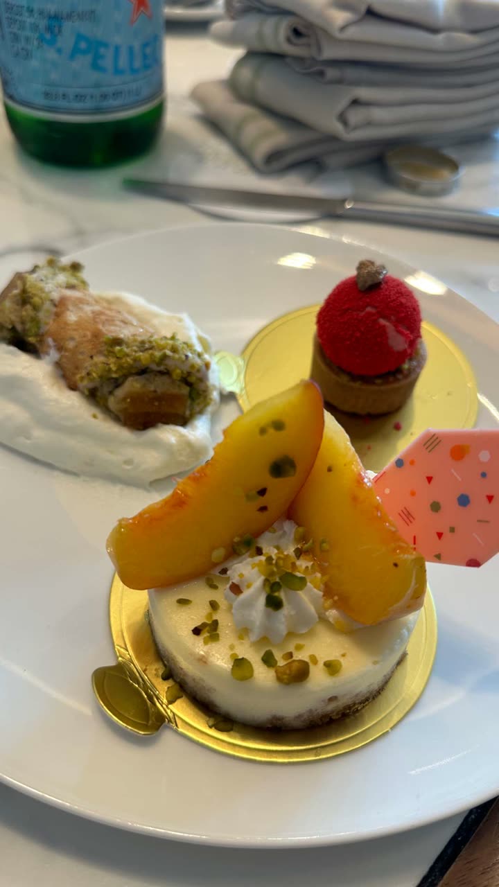 realhaylujan snapchat image archive image