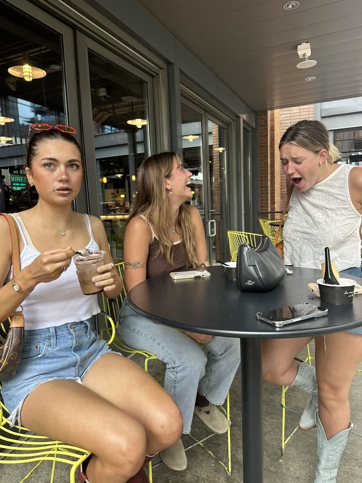 realhaylujan snapchat image archive image