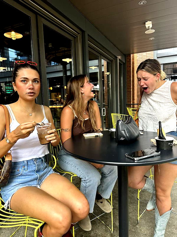 realhaylujan image ~ Altpins