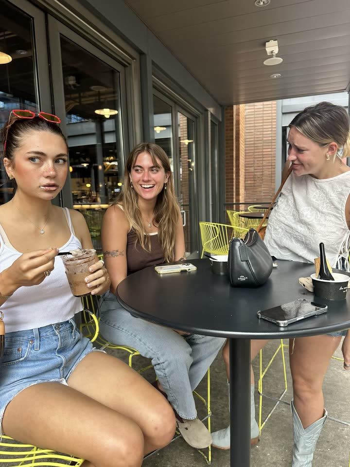 realhaylujan snapchat image archive image