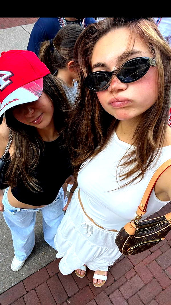 realhaylujan image ~ Altpins