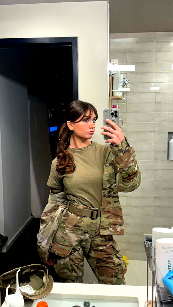 realhaylujan image ~ Altpins