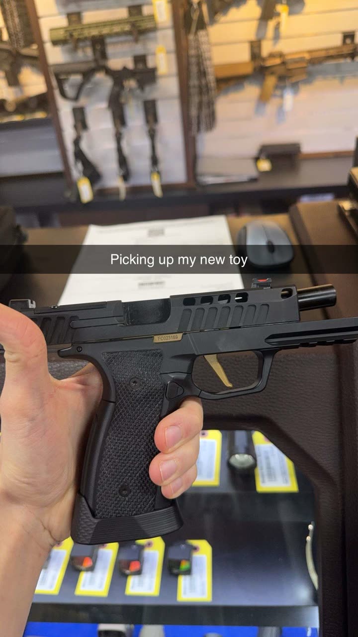 realhaylujan snapchat image archive image