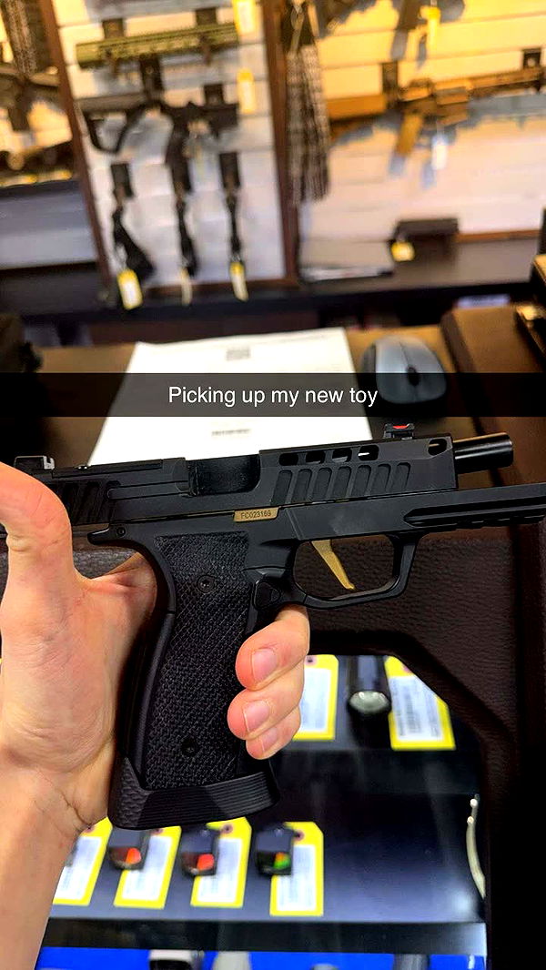 realhaylujan image ~ Altpins