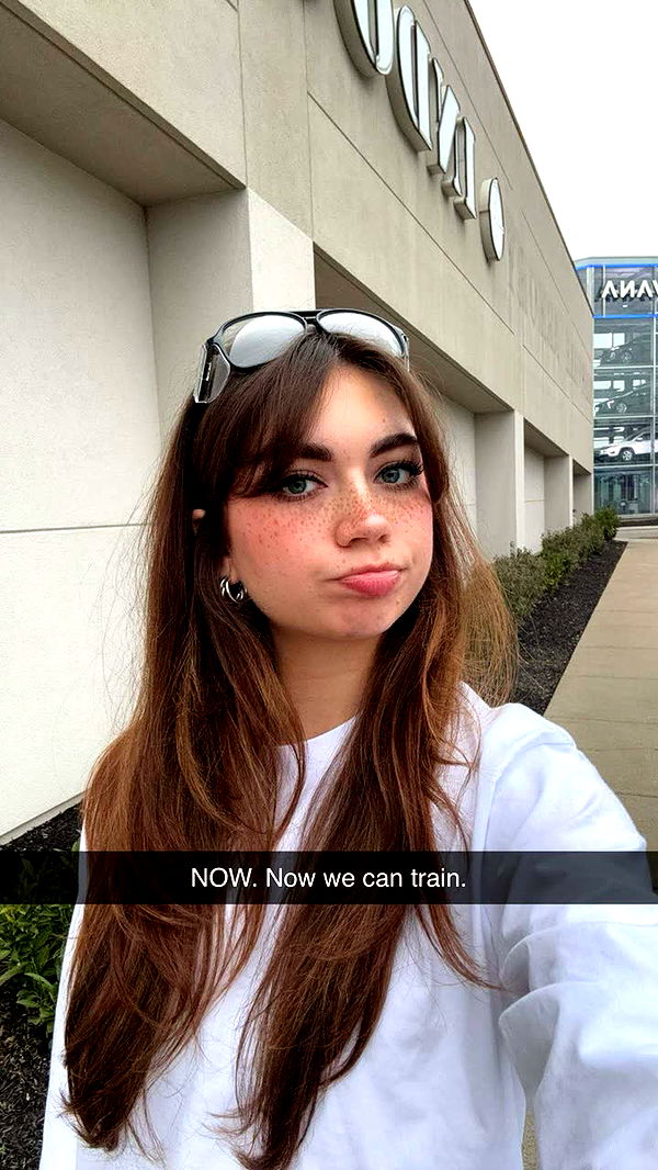 realhaylujan image ~ Altpins