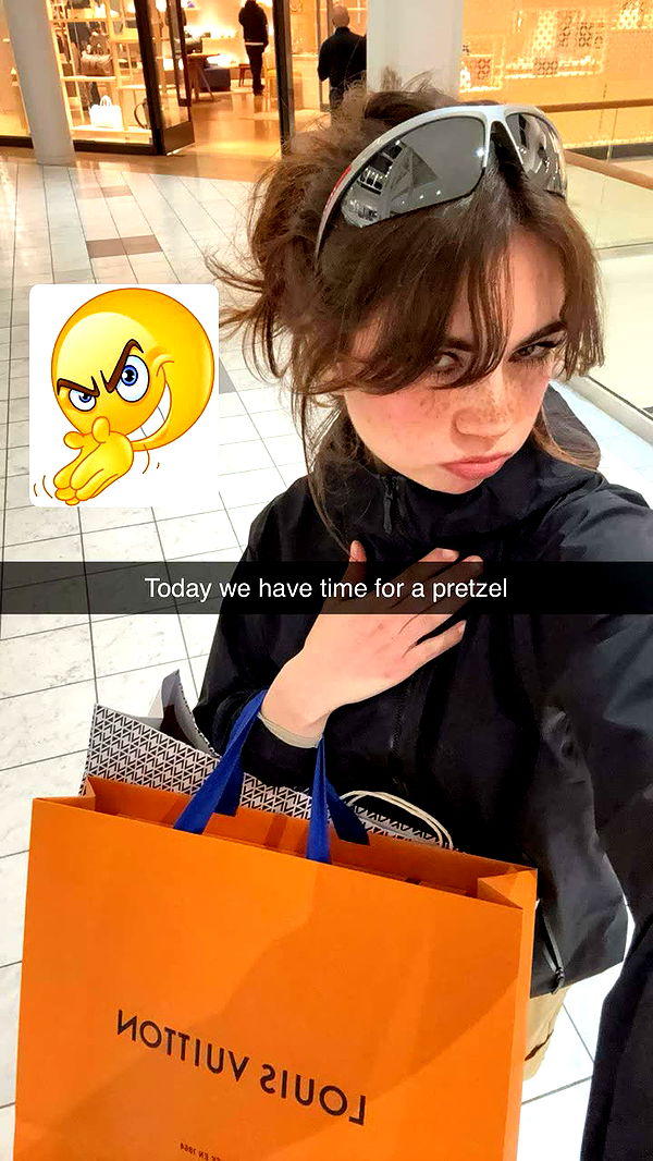 realhaylujan image ~ Altpins