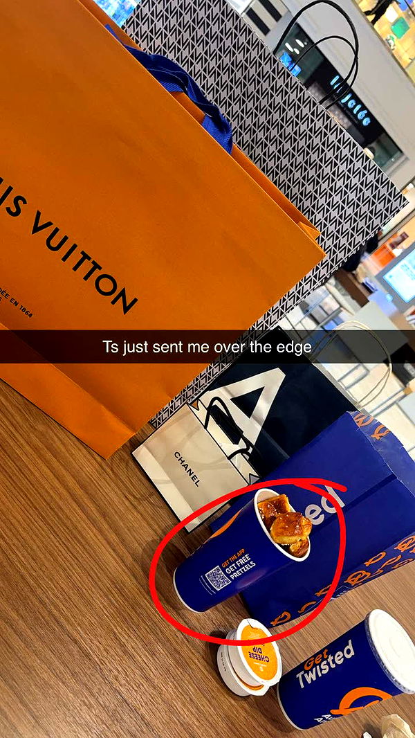 realhaylujan image ~ Altpins