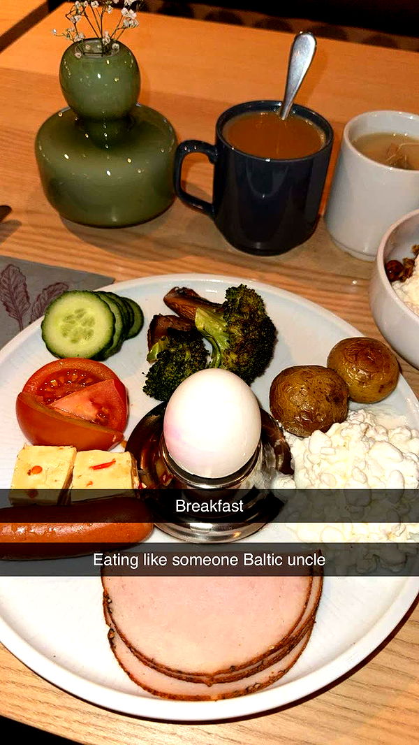 realhaylujan image ~ Altpins