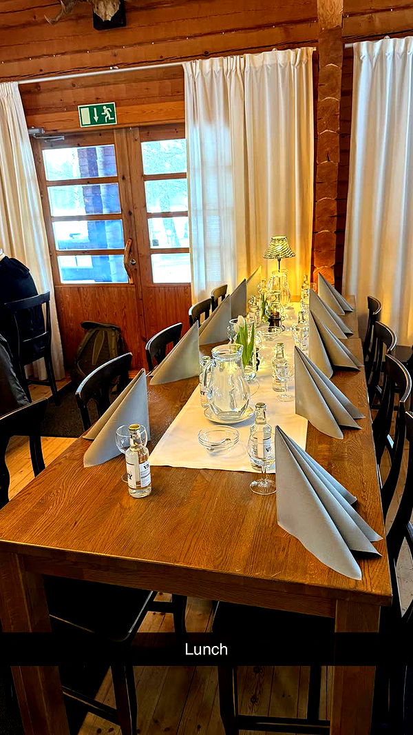 realhaylujan image ~ Altpins