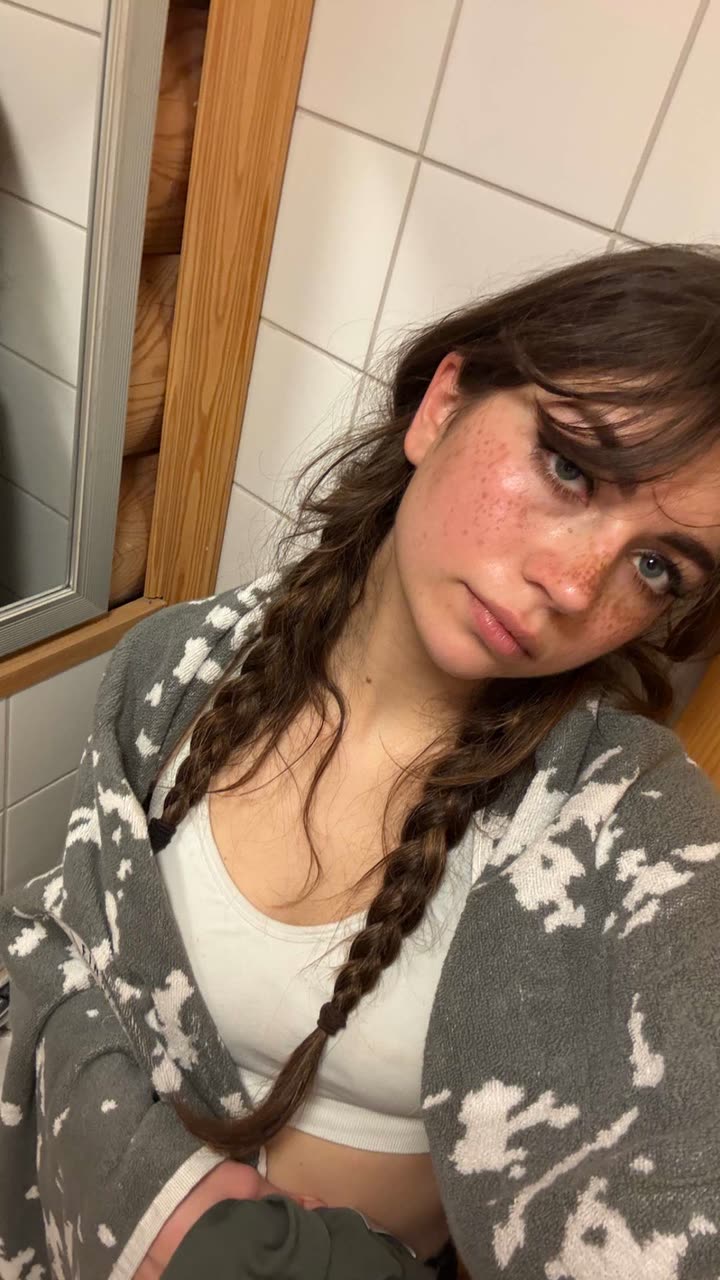 realhaylujan snapchat image archive image