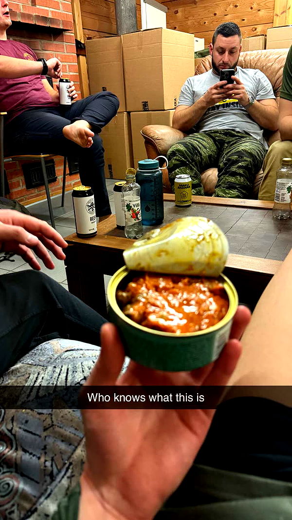 realhaylujan image ~ Altpins