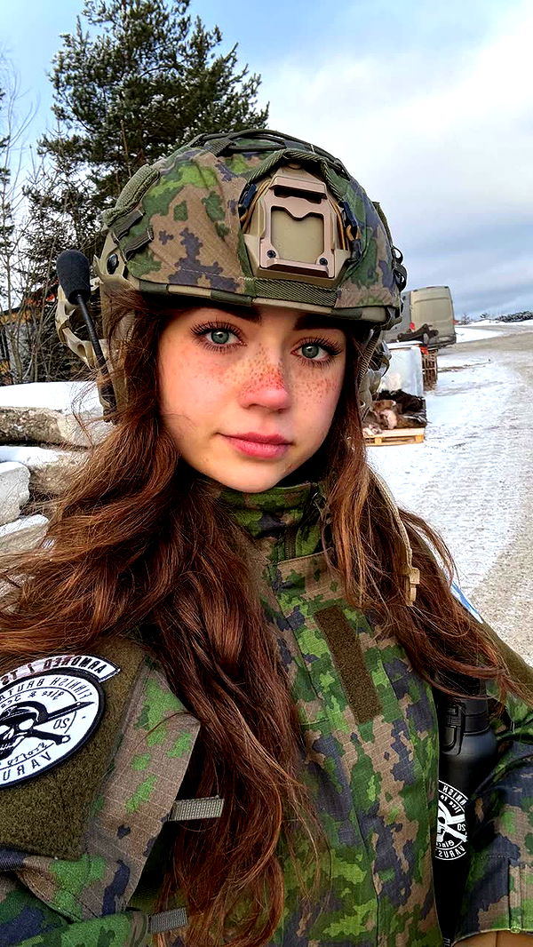 realhaylujan image ~ Altpins