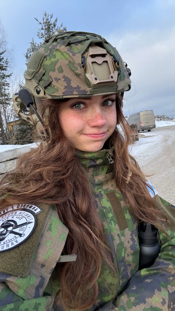 realhaylujan snapchat image archive image