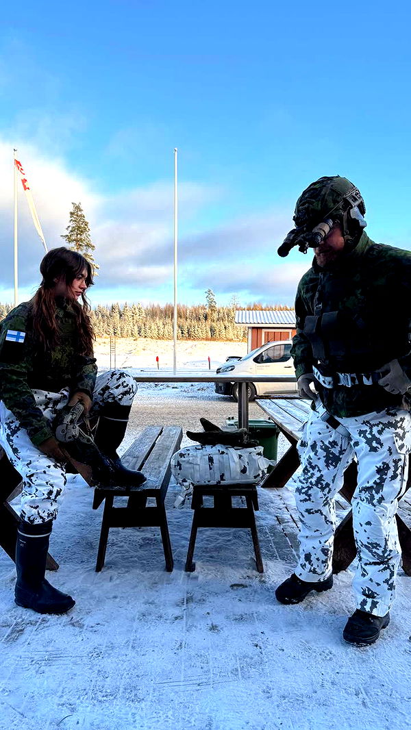 realhaylujan image ~ Altpins