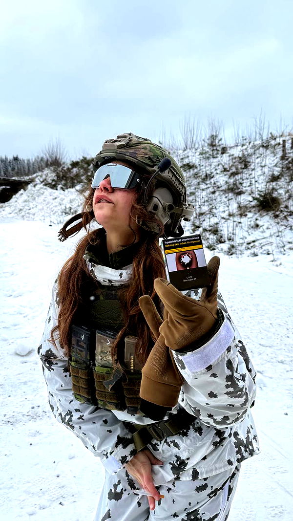 realhaylujan image ~ Altpins