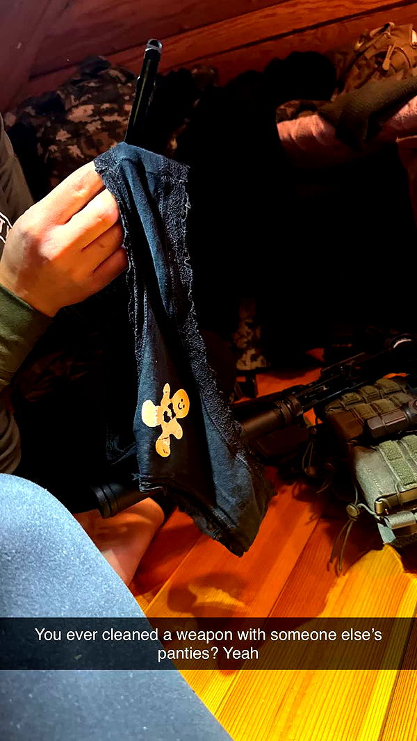 realhaylujan image ~ Altpins