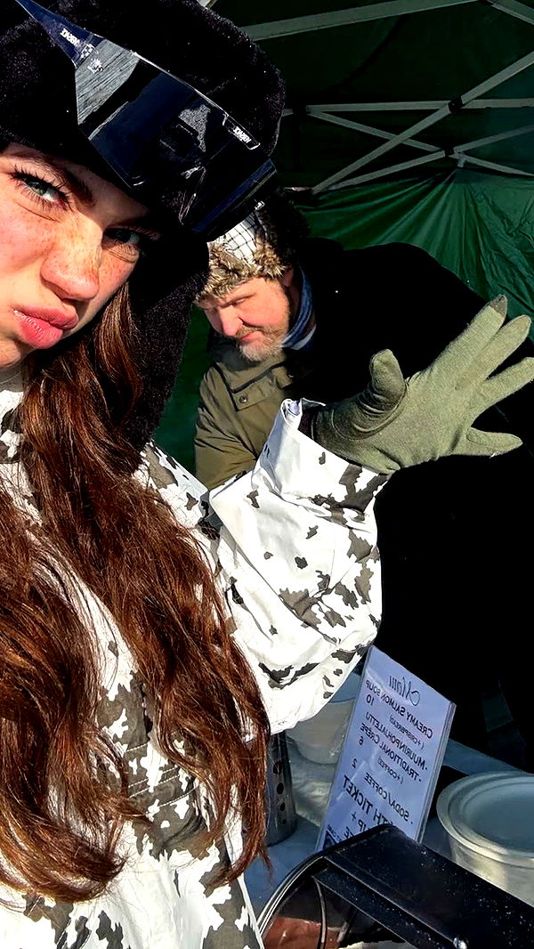 realhaylujan image ~ Altpins