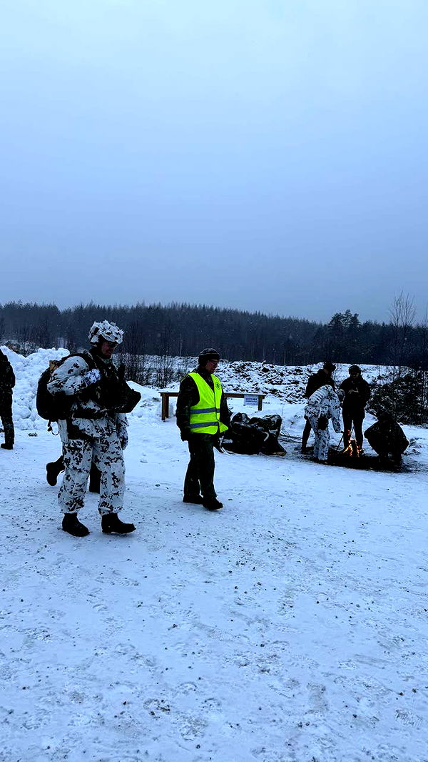 realhaylujan image ~ Altpins