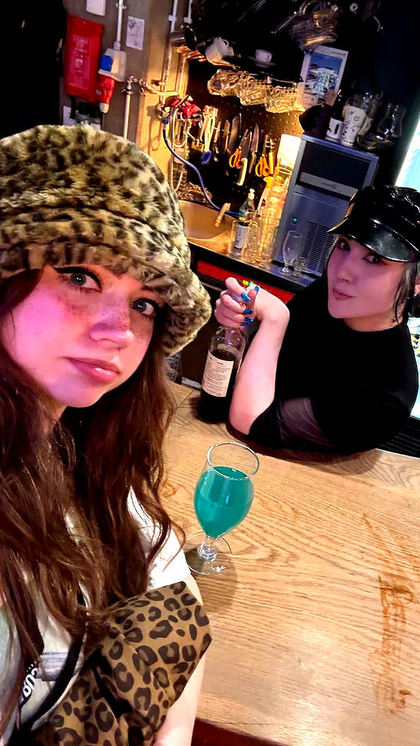 realhaylujan image ~ Altpins