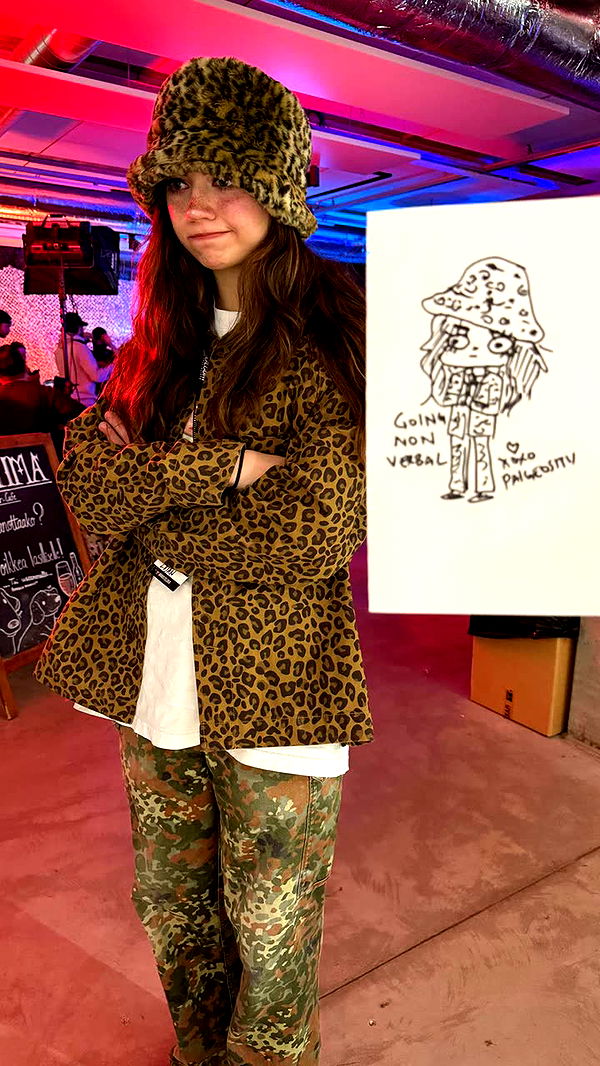 realhaylujan image ~ Altpins