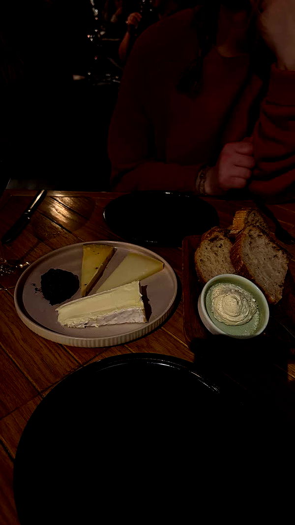 realhaylujan image ~ Altpins