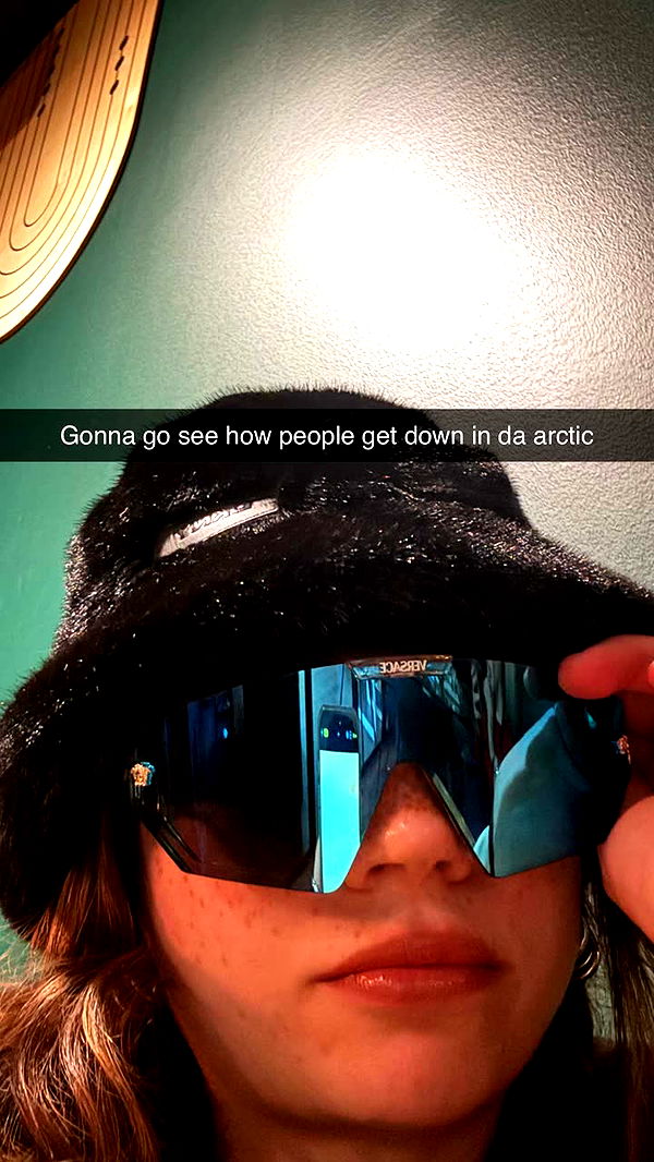 realhaylujan image ~ Altpins