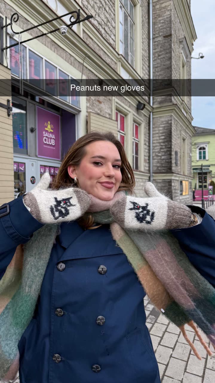 realhaylujan snapchat image archive image