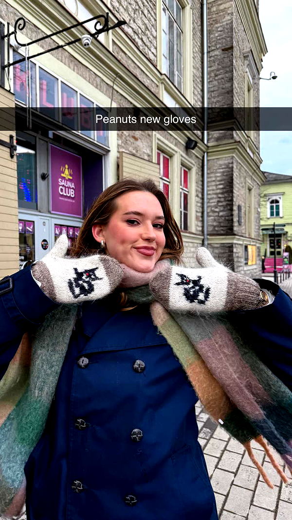 realhaylujan image ~ Altpins