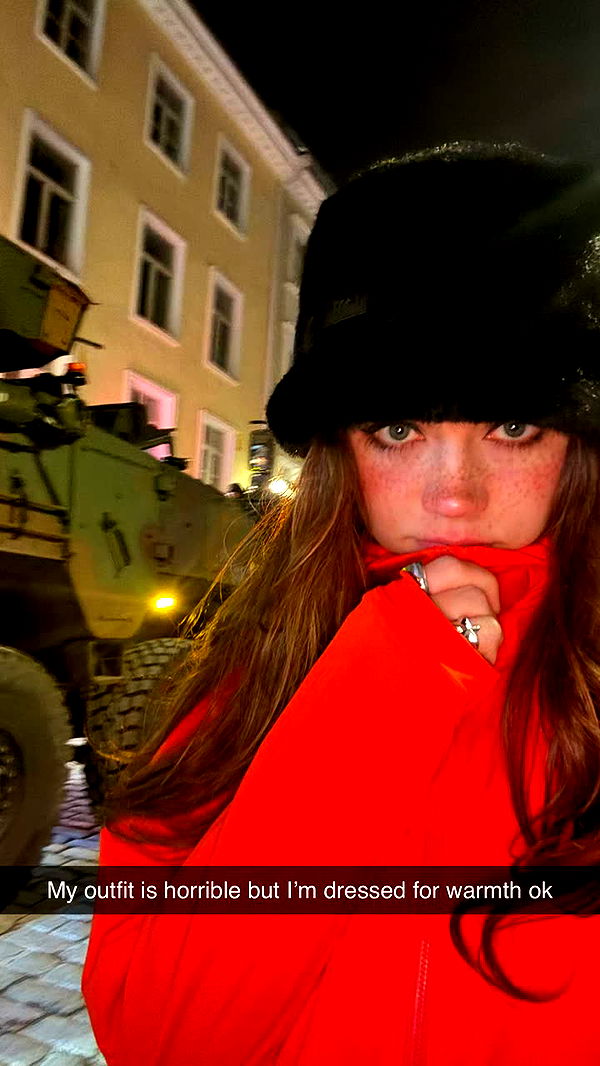 realhaylujan image ~ Altpins