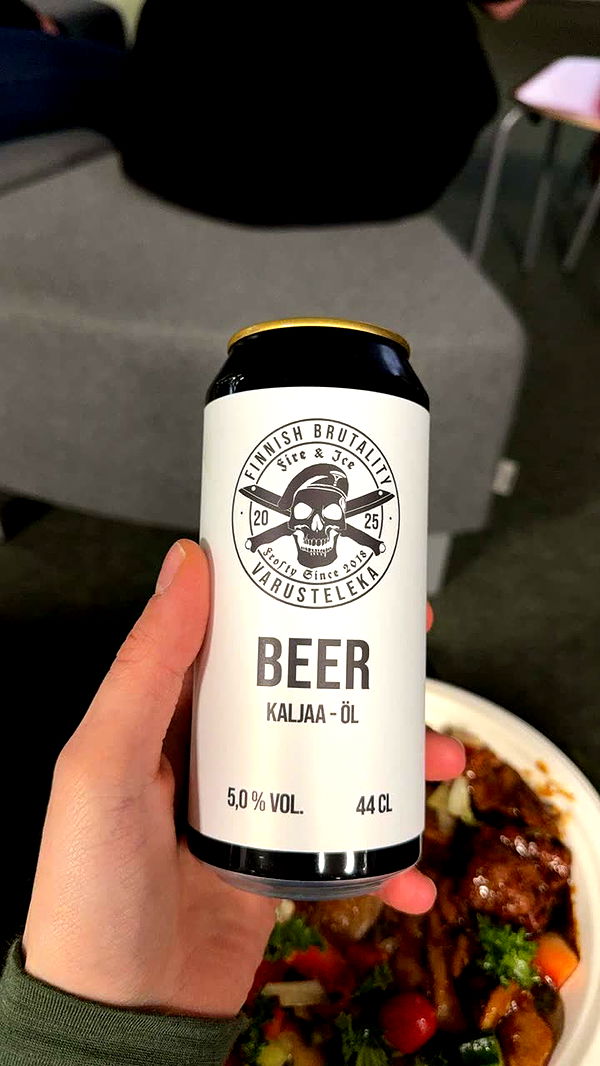 realhaylujan image ~ Altpins