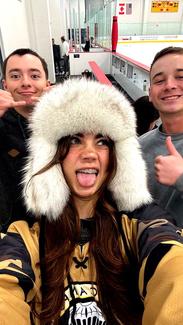 realhaylujan image ~ Altpins