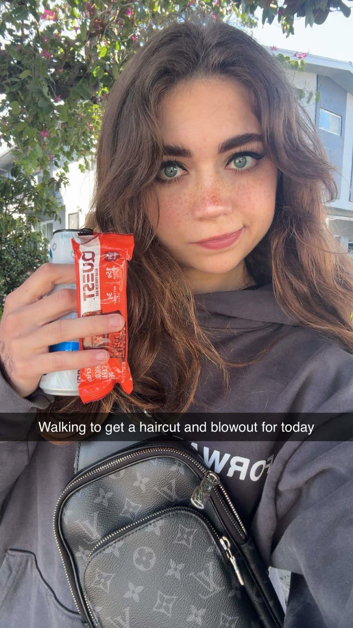 realhaylujan snapchat image archive image