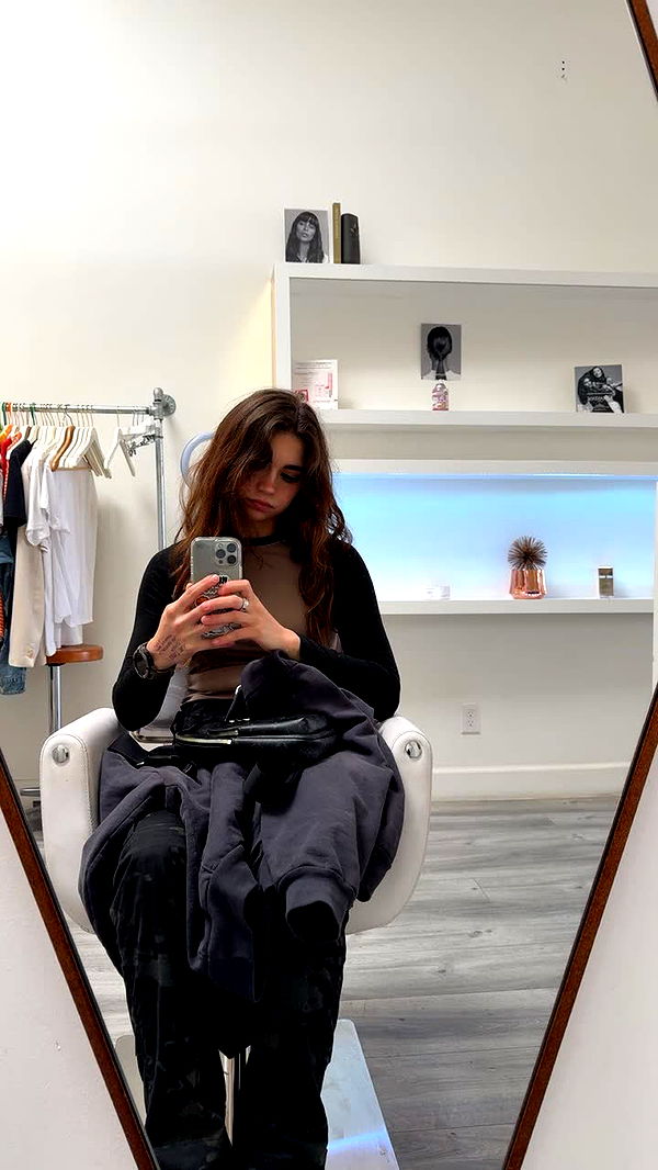 realhaylujan image ~ Altpins