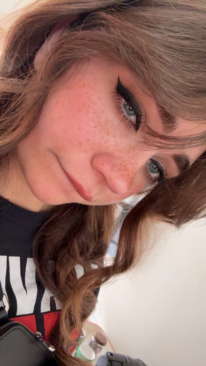 realhaylujan snapchat image archive image