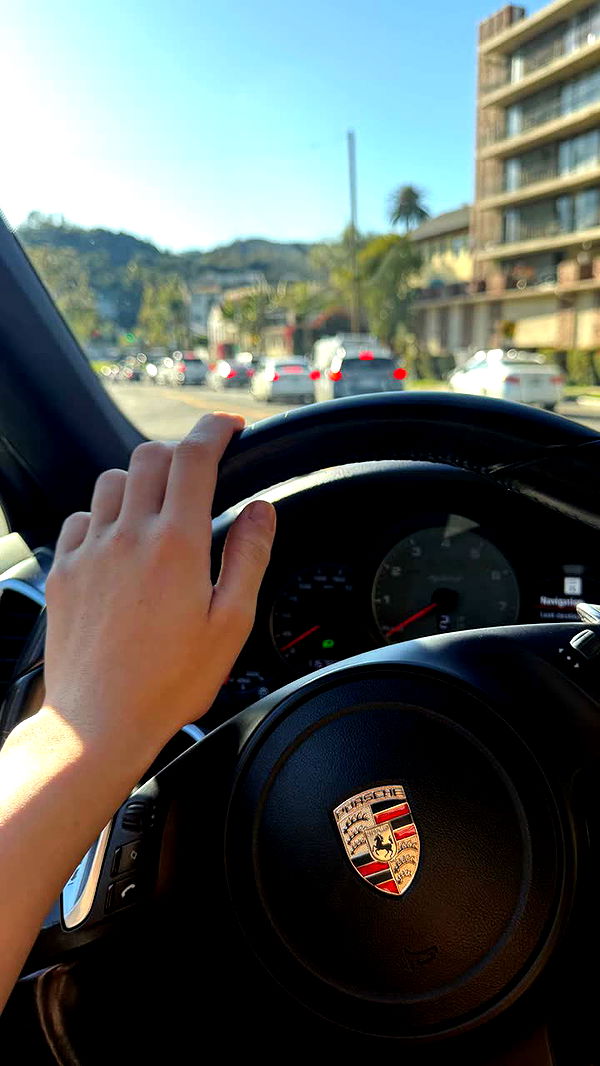 realhaylujan image ~ Altpins