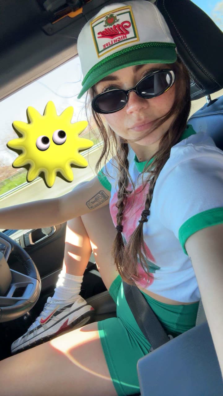 realhaylujan snapchat image archive image