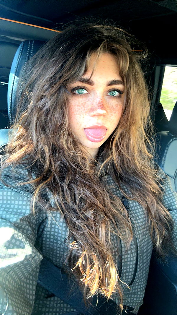 realhaylujan image ~ Altpins