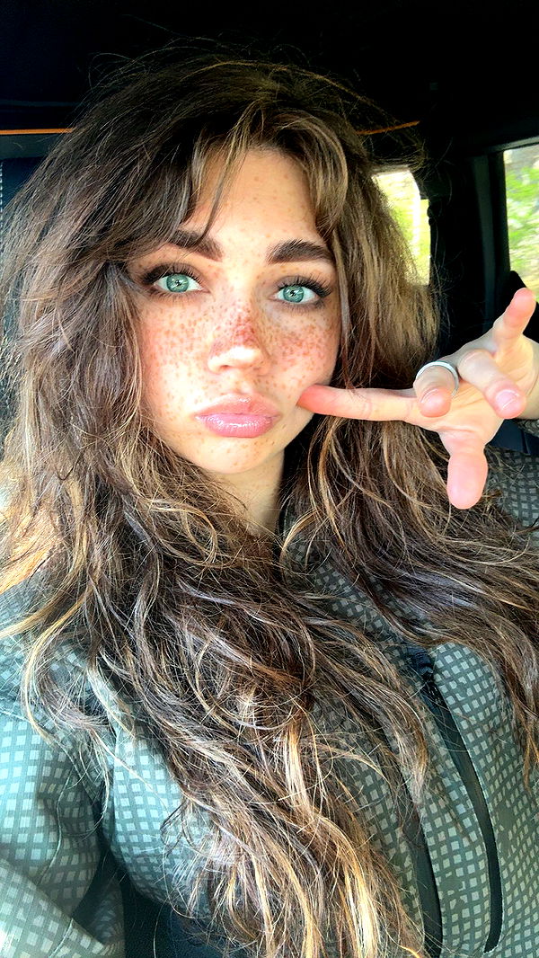 realhaylujan image ~ Altpins