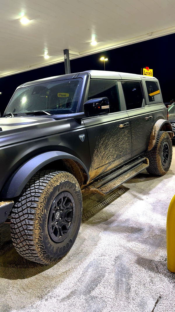 realhaylujan image ~ Altpins