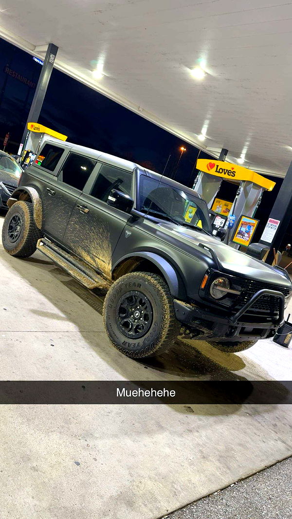 realhaylujan image ~ Altpins