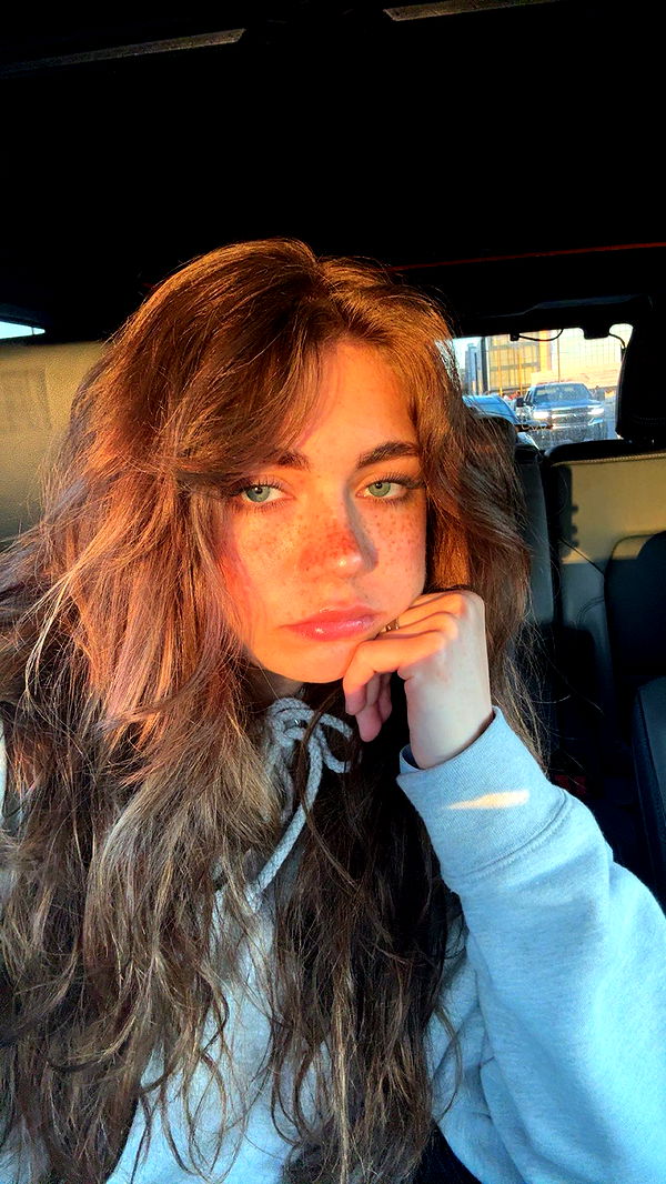 realhaylujan image ~ Altpins