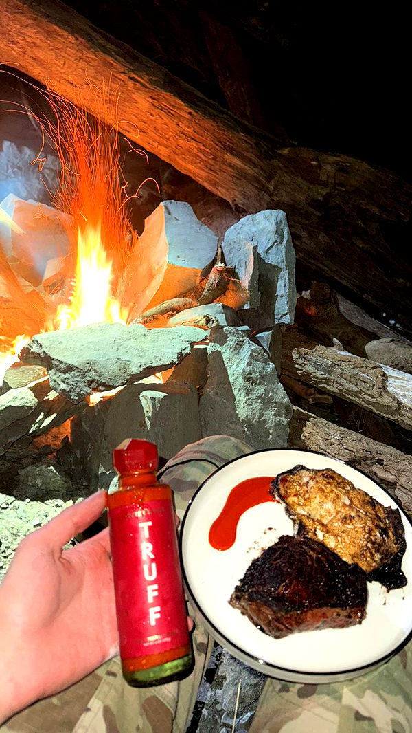 realhaylujan image ~ Altpins