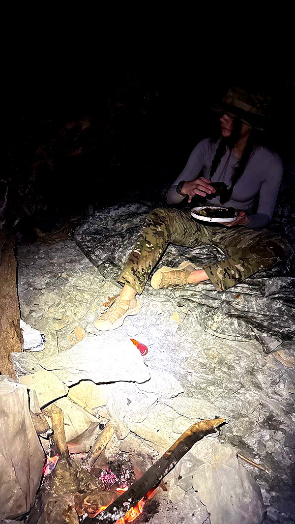 realhaylujan image ~ Altpins