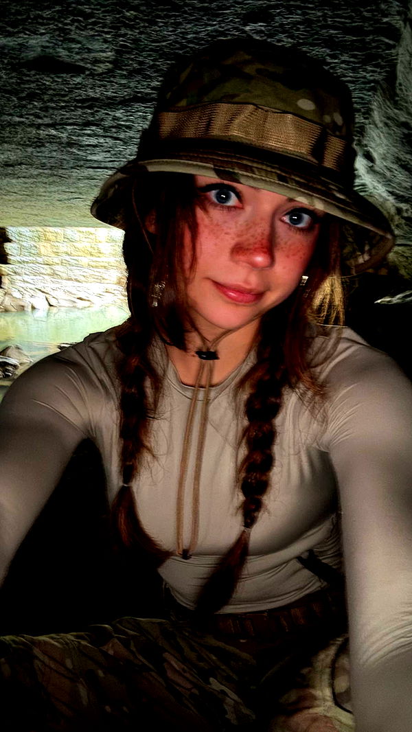 realhaylujan image ~ Altpins