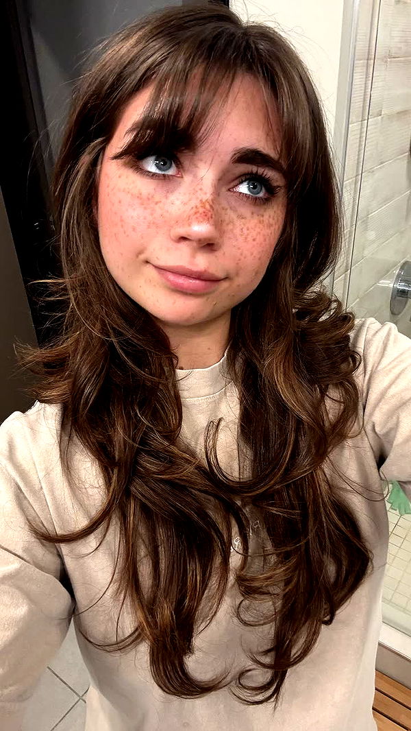 realhaylujan image ~ Altpins