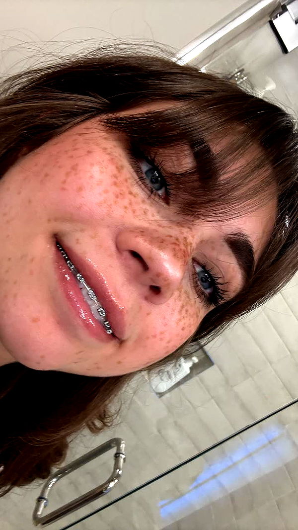 realhaylujan image ~ Altpins