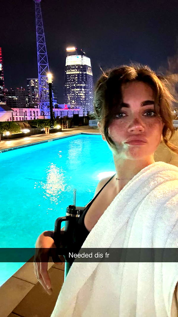 realhaylujan image ~ Altpins