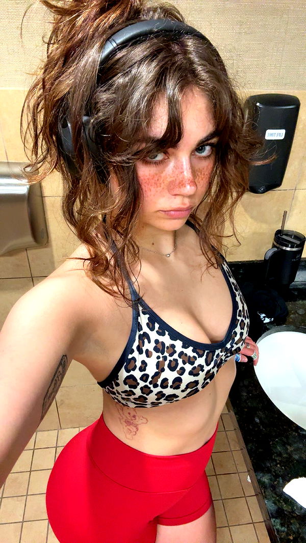 realhaylujan image ~ Altpins