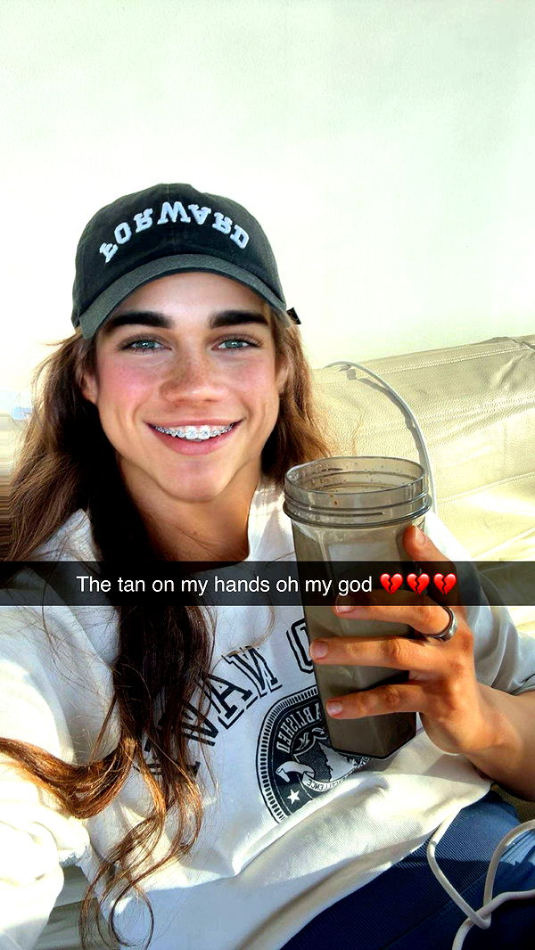 realhaylujan image ~ Altpins